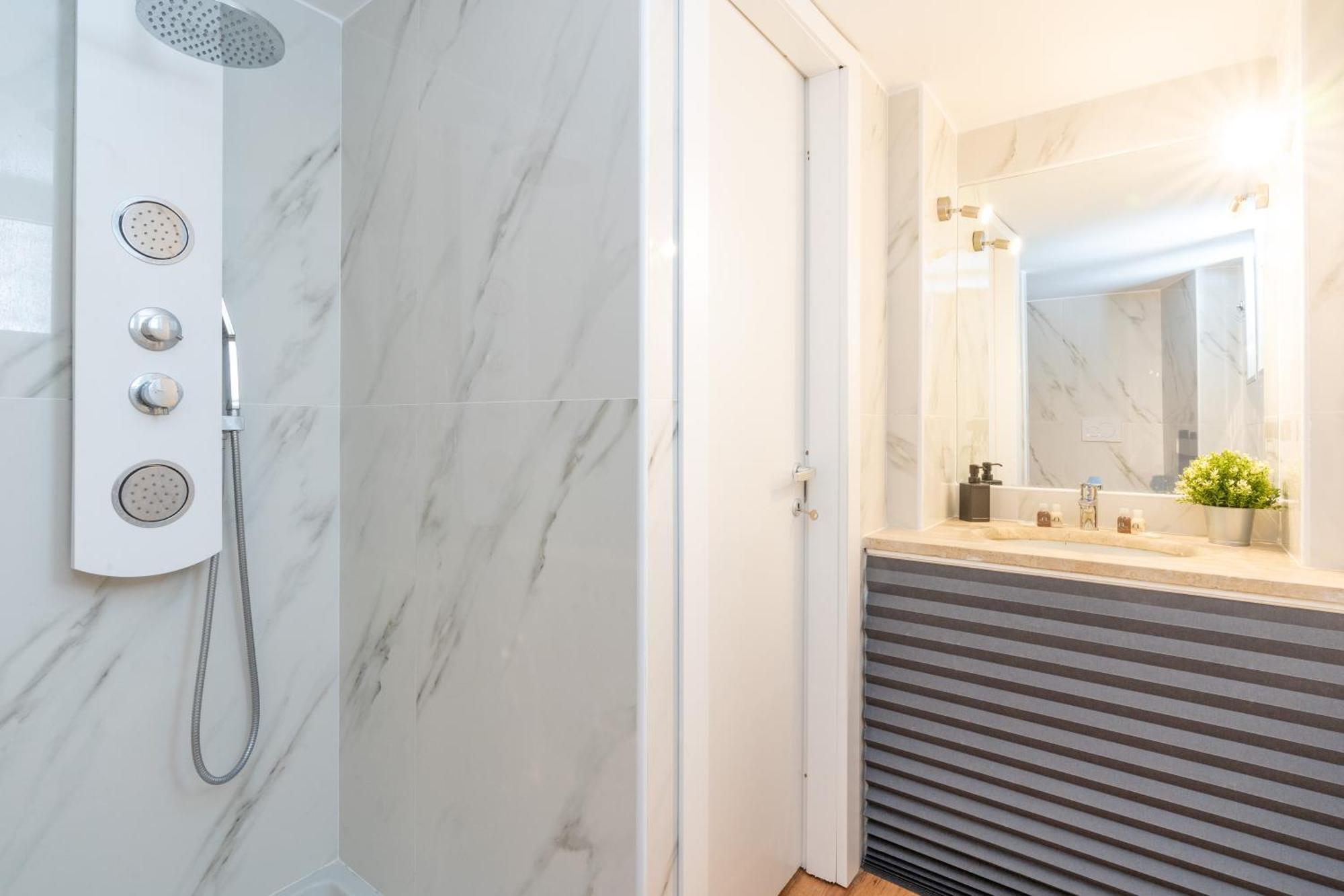Adventure Rent Luxury - Ponte Milvio 2 *